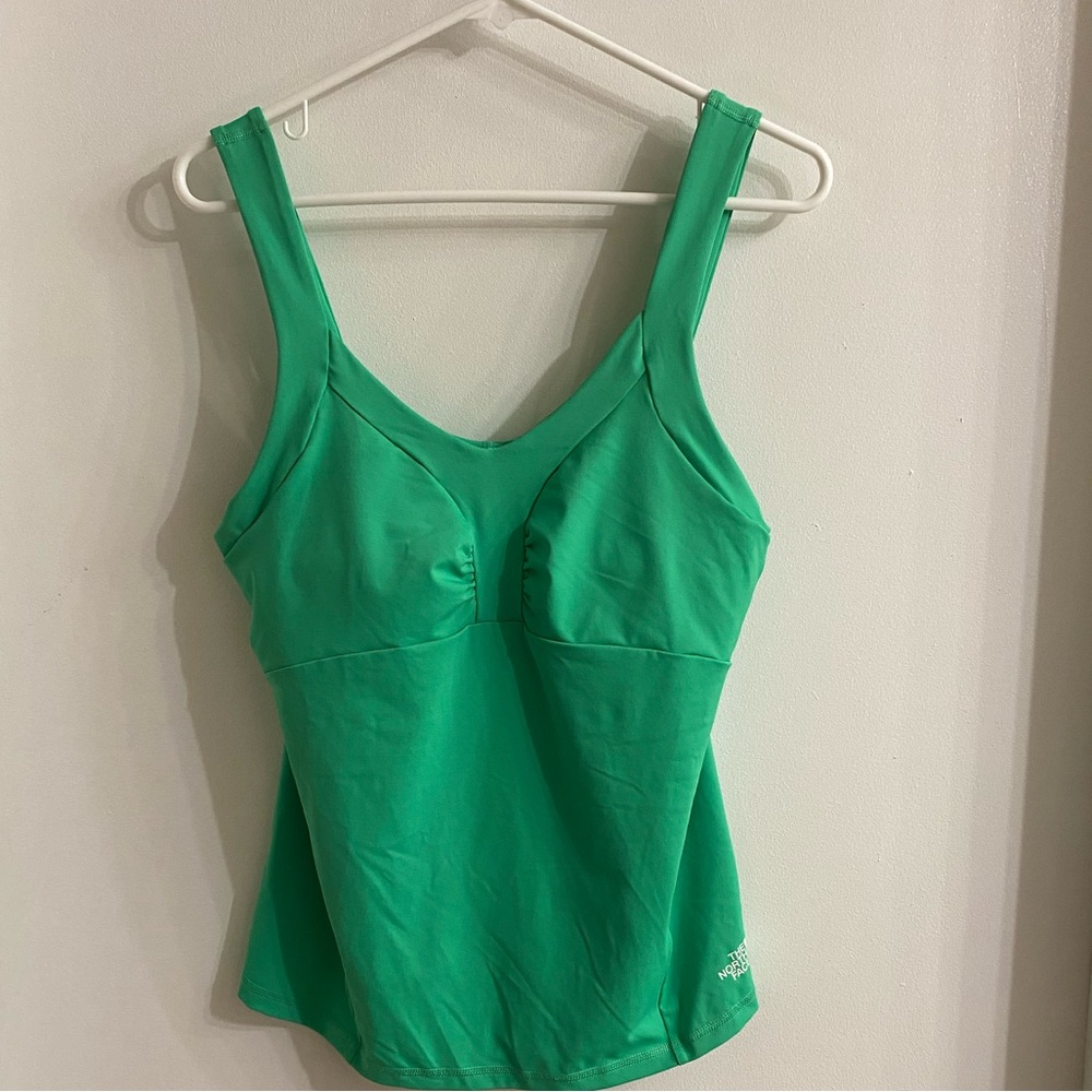 The North Face sports tank top with built-in sports bra size large